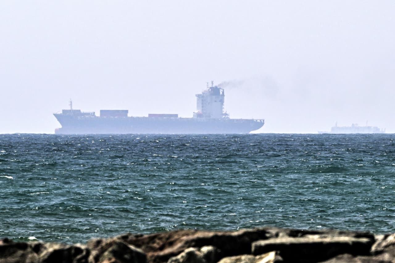 Oil prices tumble nearly 20% in May &#x2014; the biggest monthly drop since 2020. Here&#x2019;s what&#x2019;s next.